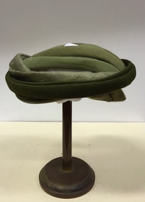 Green & Black Felt Ribbon Hat
