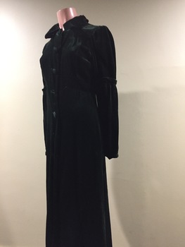 Dark Green Velvet Evening Coat, 1930s
