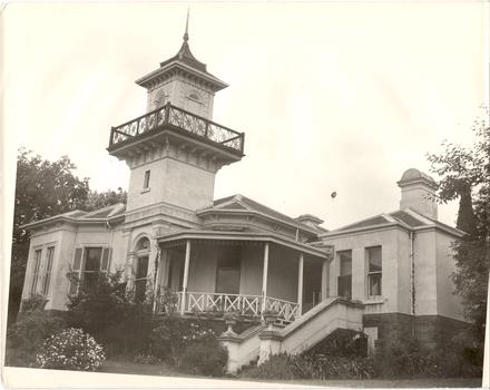 'Swinton', Swinton Avenue, Kew, circa 1960