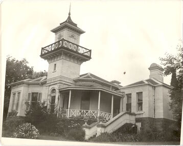 'Swinton', Swinton Avenue, Kew, circa 1960