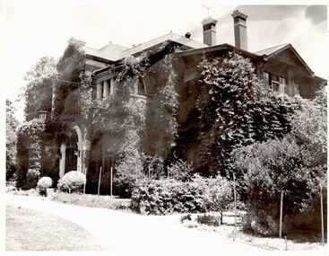 'Monnington', Adeney Avenue, Kew