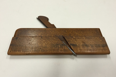 Moulding Plane, 3/8” Cove