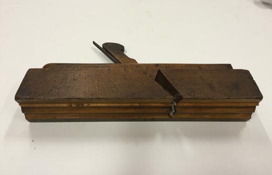 Moulding Plane, 7/8” Beading
