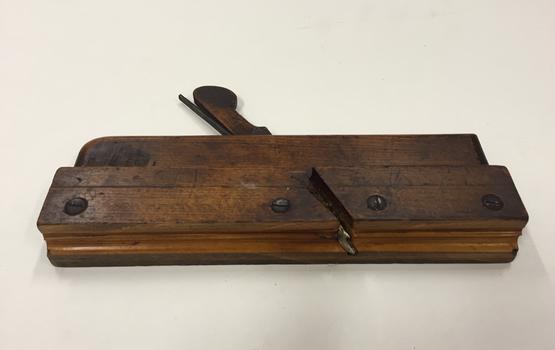 Moulding Plane, 7/8" Beading