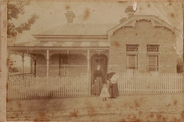 Photograph, 80 Pakington Street, Kew, 1899