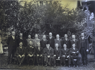 Kew Becomes a City, 1921