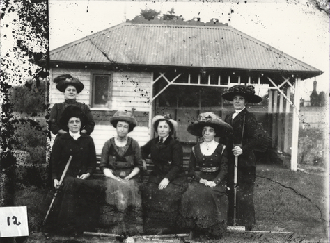 Croquet Players 