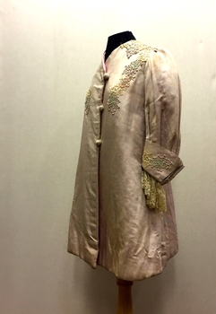 Silk & Guipure Lace Evening Coat with Quilted Pink Silk Lining, 1920s