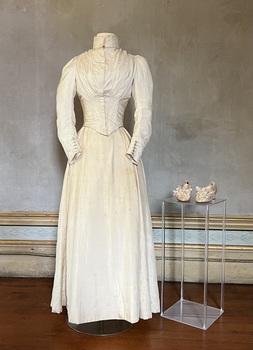 Cream silk two piece wedding dress and shoes