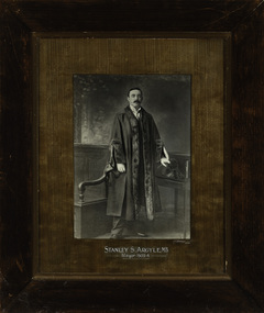 Stanley S. Argyle MB, Mayor [of Kew] 1902-4