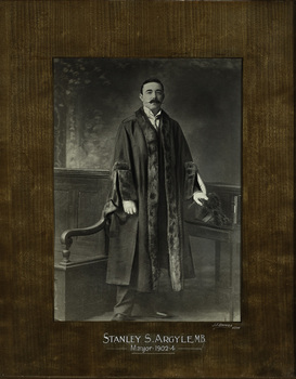 Stanley S. Argyle MB, Mayor [of Kew] 1902-4