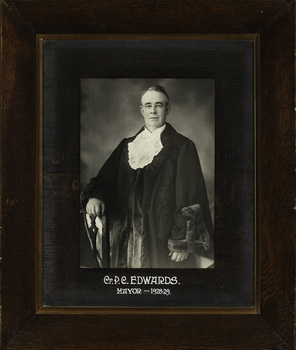 Cr. P.C. Edwards, Mayor [of Kew] 1928-9