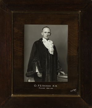 Cr. F.S. Sands MM, Mayor [of Kew] 1944-5