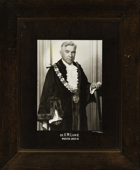 Cr. V.M. Luke, Mayor [of Kew] 1950-1