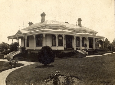 Victorian Villa, High Street, Kew, circa 1922 