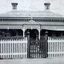 Kew Central : Comfortable Brick Villa