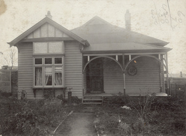 Double-fronted Edwardian Villa