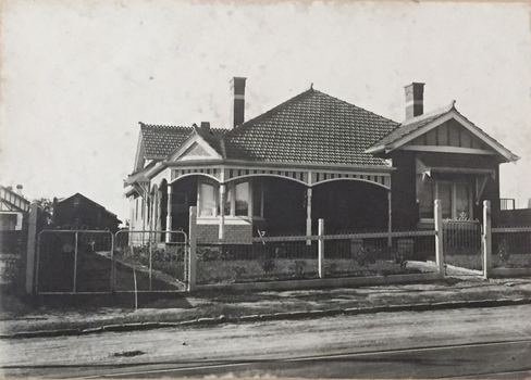 7 Roomed Brick [villa]; Modern Conveniences