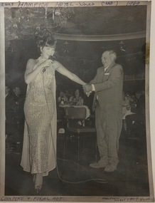 Robin Vanser, Hampton Hotel, Xmas 1969