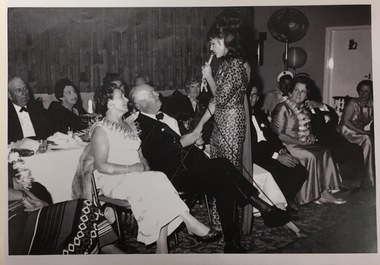 Robin Vanser, Wentworth Hotel, 1965