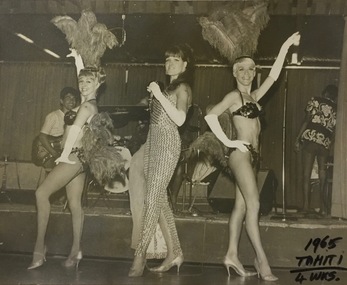 Robin Vanser & Dancers, Tahiti, 1965
