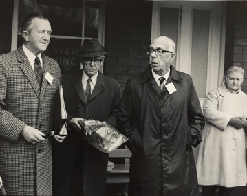 Tour of the Boroondara (Kew) General Cemetery, 1977