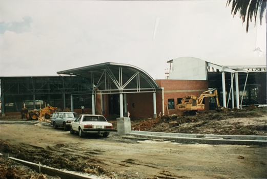 Kew Recreation Centre, High Street, circa 1987