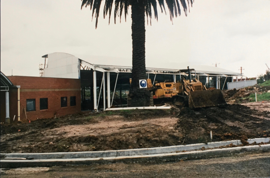 Kew Recreation Centre, High Street, circa 1987