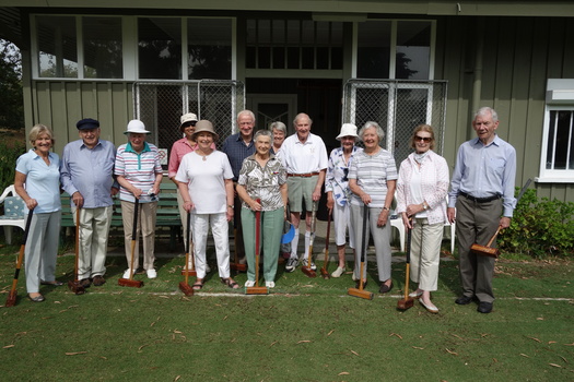 Members, Kew Croquet Club