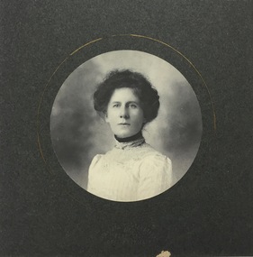 Unidentified sitter