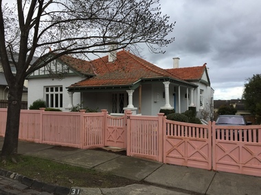 31 Miller Grove (Kew)
