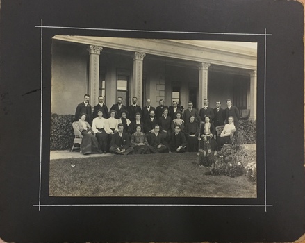 Kew Congregational Church members at South Esk, circa 1900