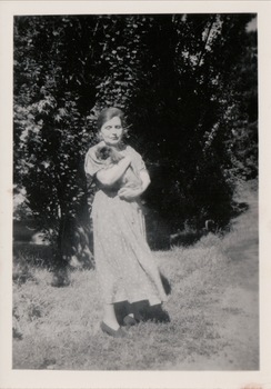 Alma and Rebecca, 1950
