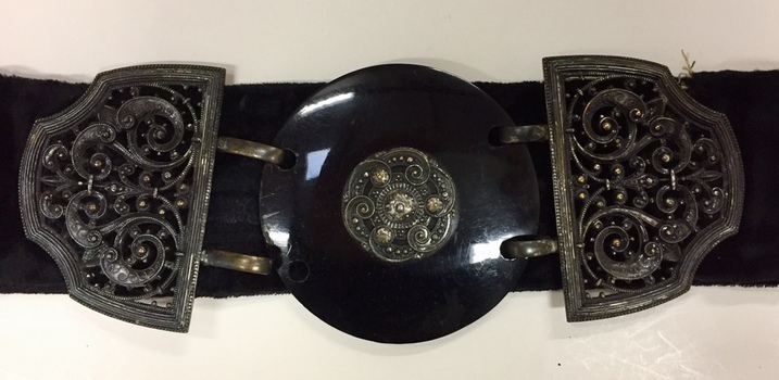 Metal, Bakelite & Velvet Belt