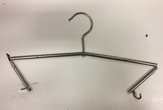Articulated Metal Clothes Hanger