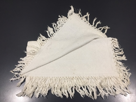  Marcella Piqué Shawl of Throw