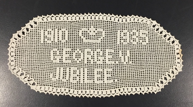 Souvenir doily