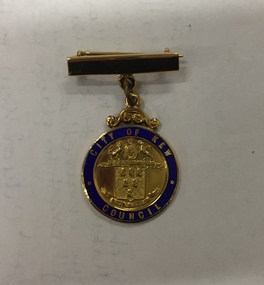 Badge - Identification Badge, Mrs HG Ferguson, Mayoress, City of Kew 1959-60, 1959