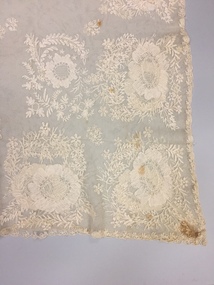 Tulle fabric