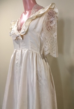 Cream Silk Taffeta & Lace Bridesmaid's Dress