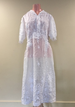 White Muslin & Lace Lingerie Dress, 1912-18
