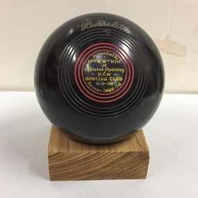 Kew Bowling Club Inscribed Heseltine Bowling Ball, Mrs W Wynne, 1969
