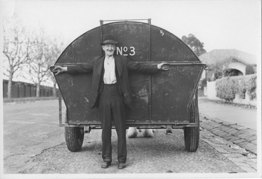 City of Kew Horse, Cart and Employee