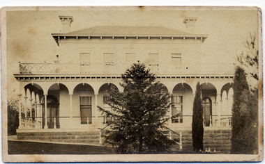 'Clutha', Studley Park Road