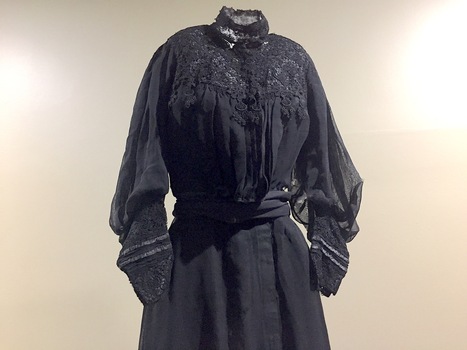 Black Lace Evening Dress, circa 1907