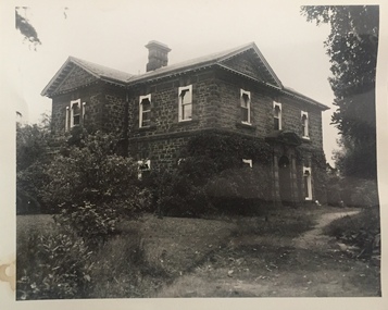  'D'Estaville', 7 Barry Street
