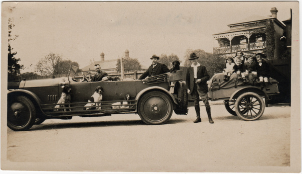 Bruce Hedderwick's Shooting Car