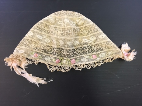 Accessory: Baby's bonnet
