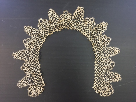 Accessory: Tatted collar