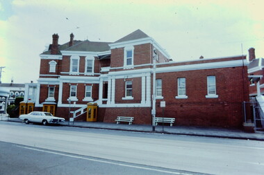 Kew Post Office